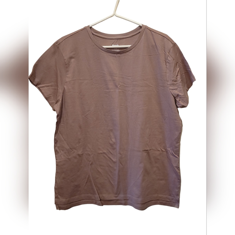 🛍️ BENCH - Crew Neck Tee